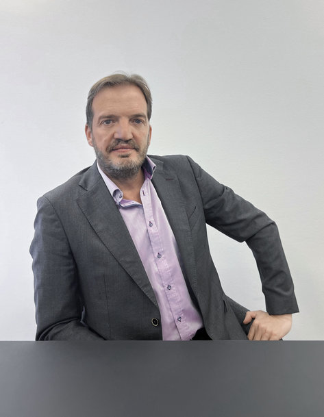 il personale di sicurezza addetto al trasporto di SOS Cash & Value aumenta la sicurezza nello svolgimento delle proprie funzioni grazie al gilet high-tech di Wearin’